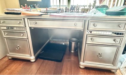 Desk - Elegant Executive Office Set – Metallic Champagne