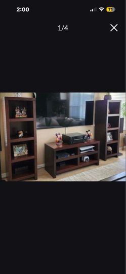 Tv entertainment center