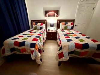 Pottery Barn Living Spaces Twin Beds