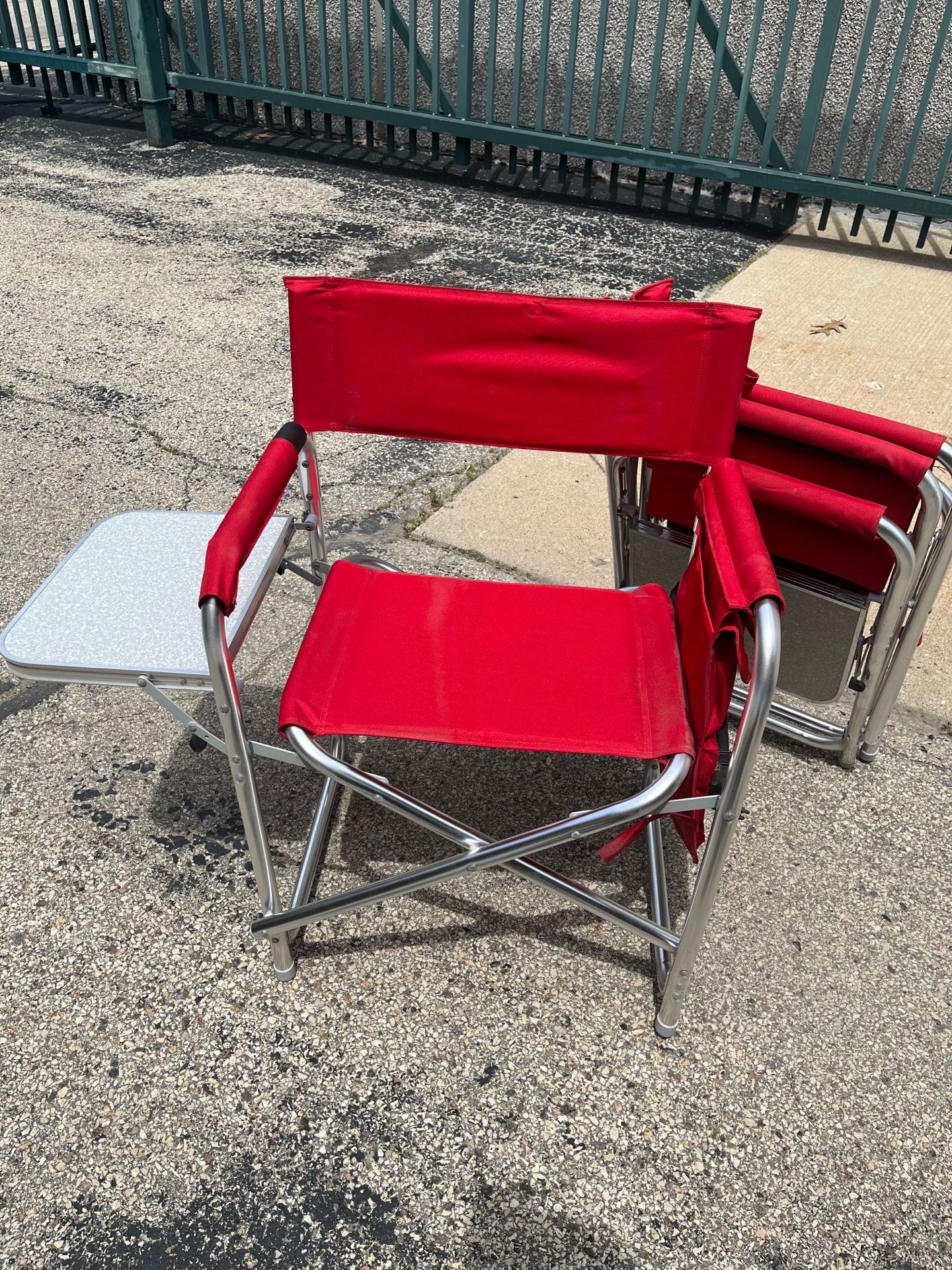 PICNIC TIME Sports Chair with Side Table and Armrest