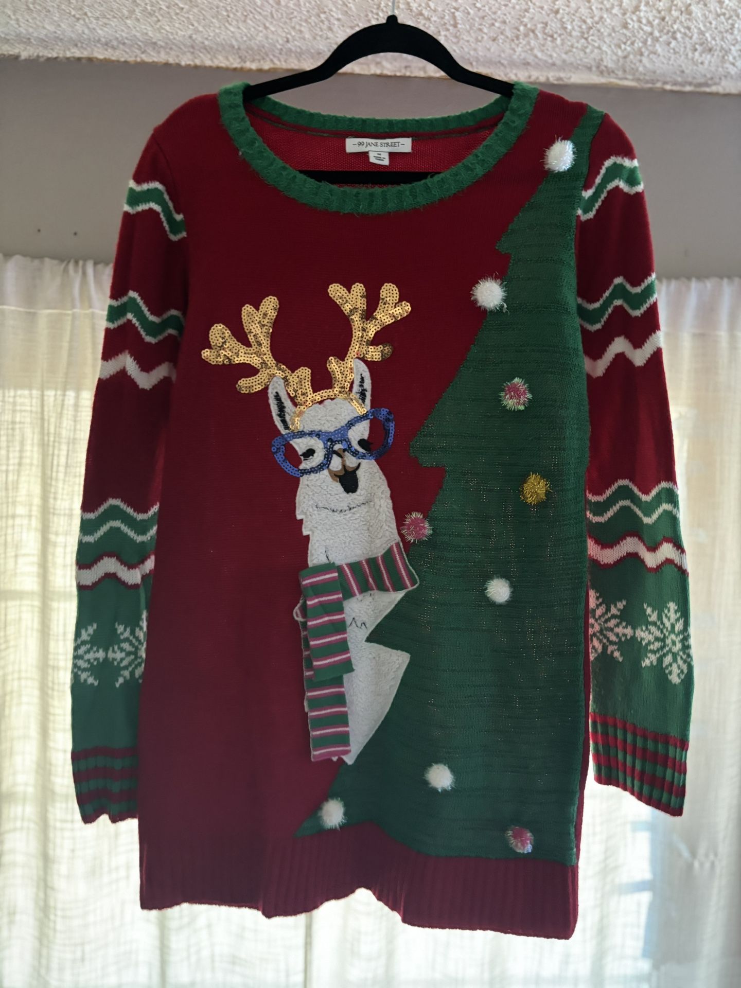 Hooked Up by IOT Llama Sequin Pullover Tunic Sweater – Size Medium