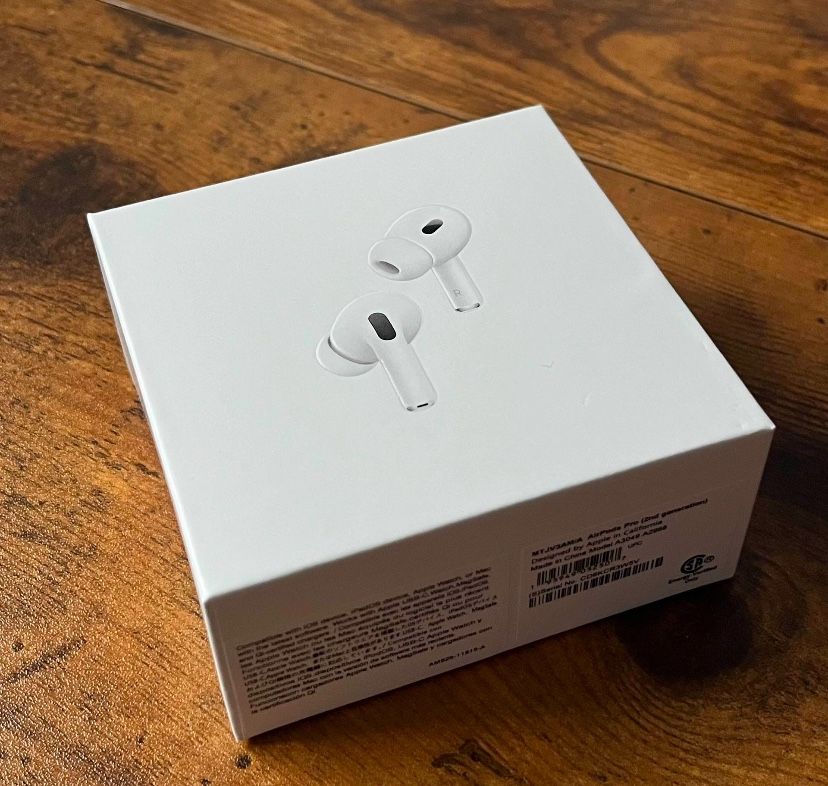 AirPods Pro 2nd Generation With Magsafe Wireless Charging Case MQD83AM/A (SEND BEST OFFERS