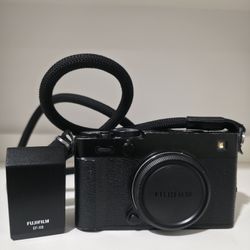 Fujifilm X-E5 Camera