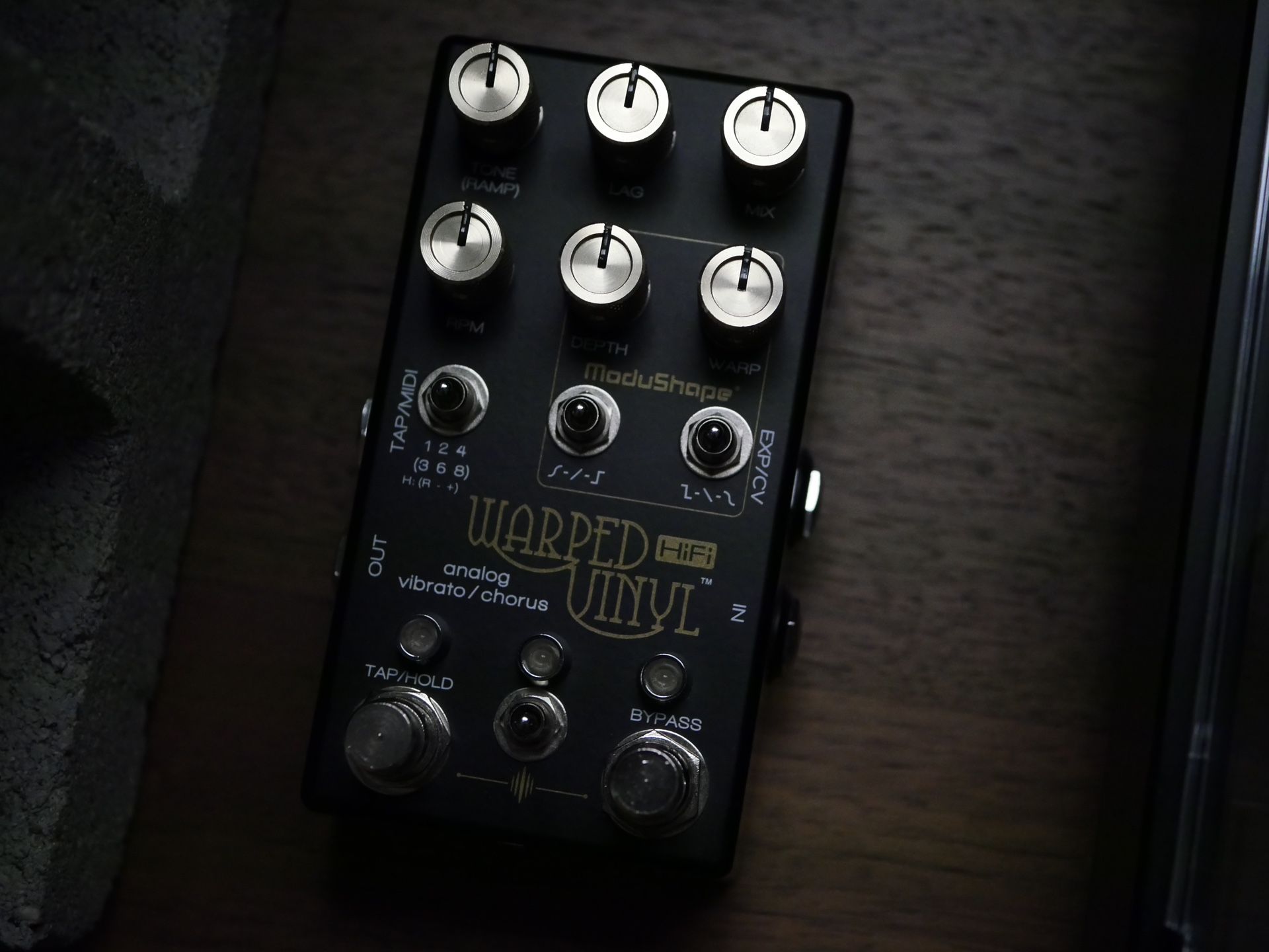 Chase Bliss Audio Warped Vinyl Hi-Fi Vibrato Chorus Guitar Pedal Analog 2018-2024 Black/Gold