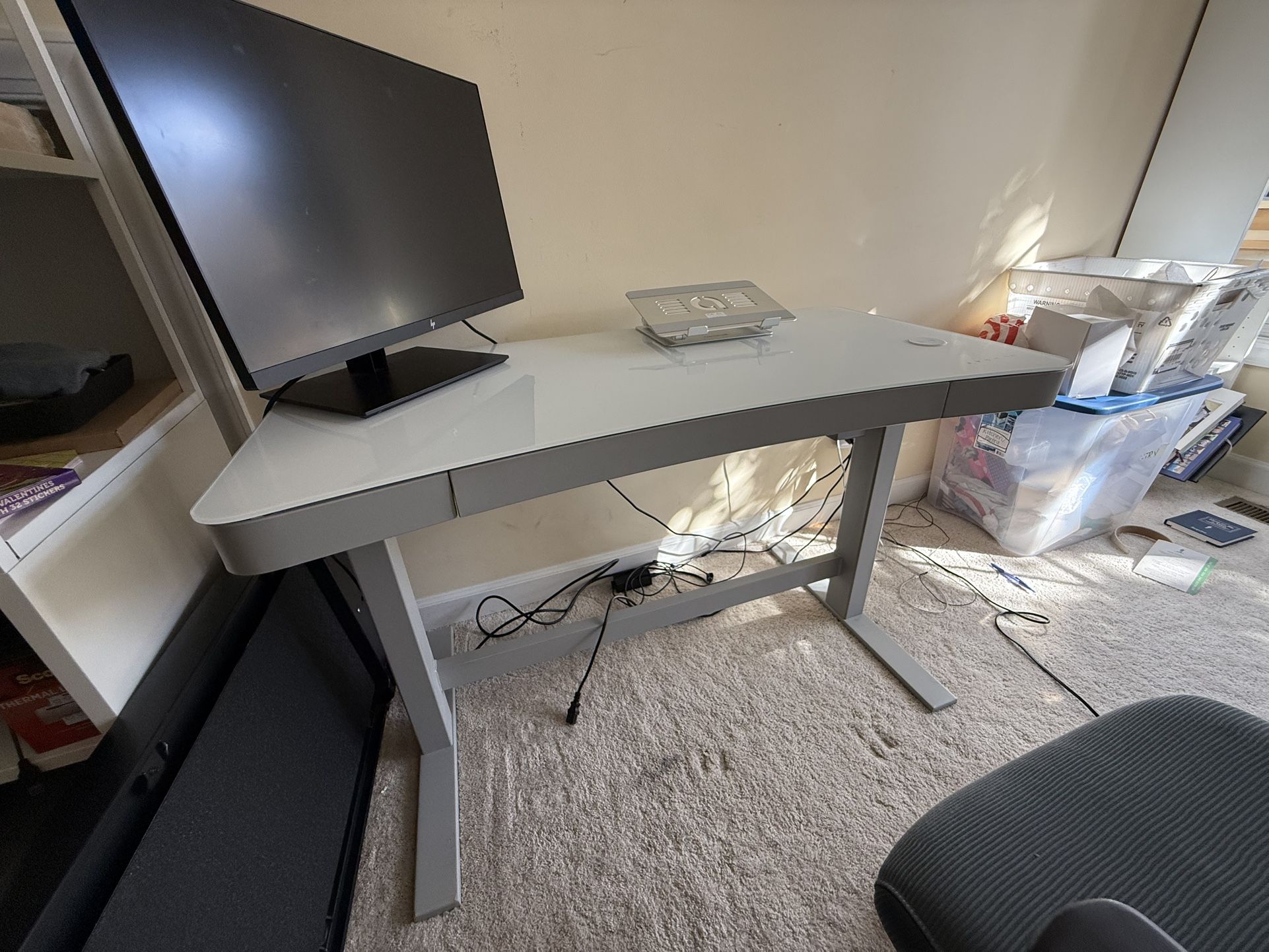 Tresanti Adjustable Height Office Desk