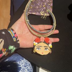 Beautiful Frida Necklace 