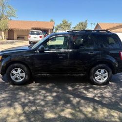 2010 Ford Escape, XLT, V6, 3.0 liter, Flex Fuel, 122K miles original!