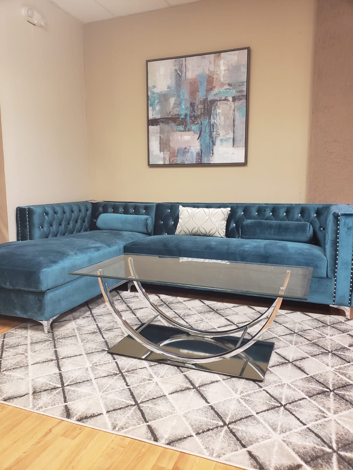 Sectional sofa in Offert . New model