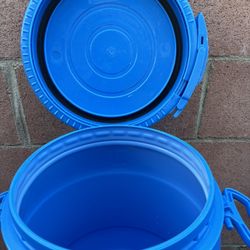 Birds 🐦 Seeds Storage Container 