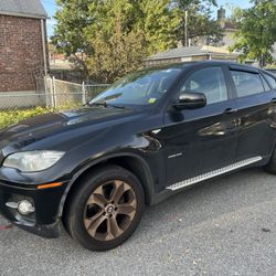 2012 BMW x6. Only. 90,100miles