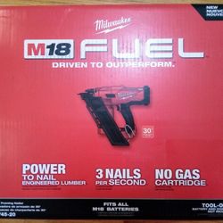 Milwaukee M18 Fuel 30 Degree Framing Nailer 