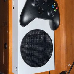 Xbox Series A 1tb With Coords And Razer Headset 