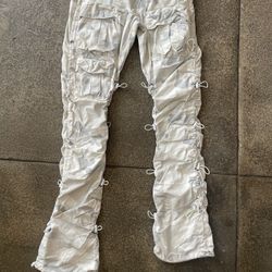 Stacked joggers, men’s store pick up