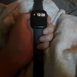 Apple Watch Series 8