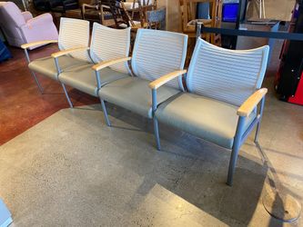 Contemporary Four-Seater Tandem Seating