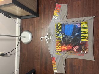 Graphic T