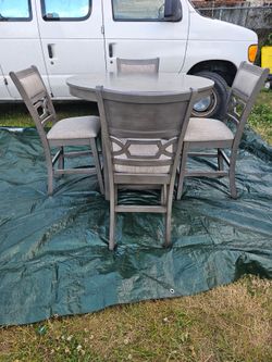 Dinning set with 4 chairs