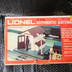 Vintage Lionel Automatic Gateman #145 Operating Gateman,  Crossing Tested
