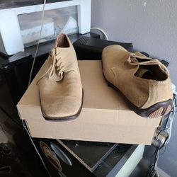 Kenneth Cole Reaction  Swayed leather  Color BAgE cream Biege Shoes Size 12