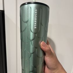 Starbucks Cups 