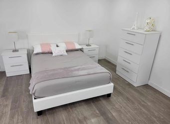 Bedroom Set - Juego de cuarto