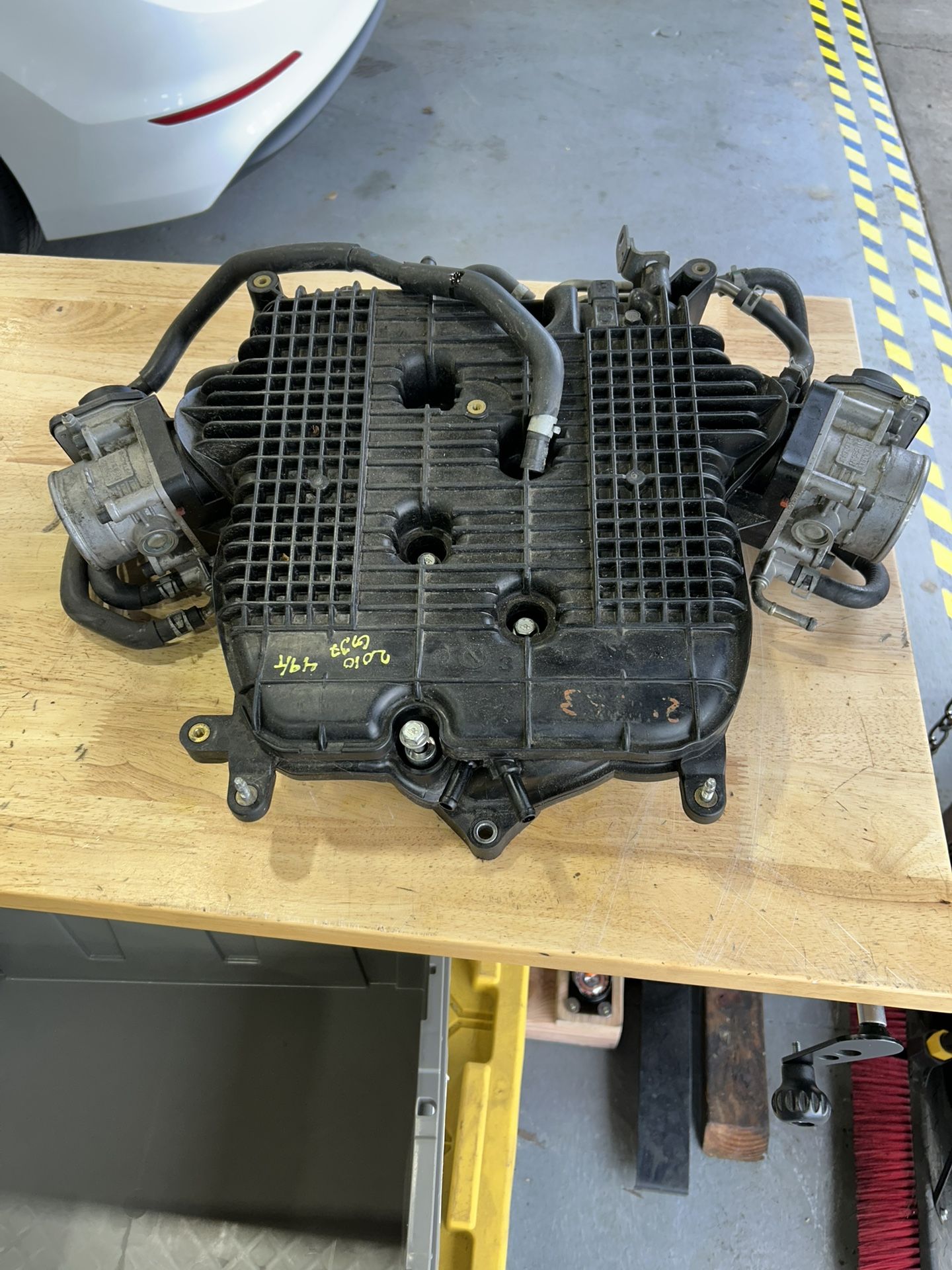 Nissan HR Intake Manifold