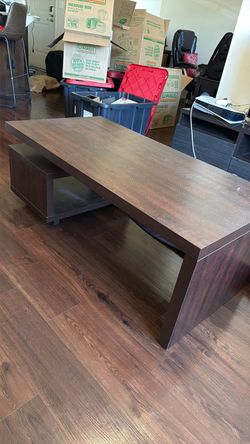 Large Dark Brown Wood Coffee Table – Modern Style