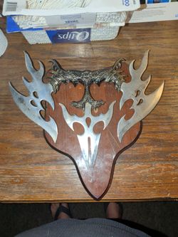 Dragon dagger