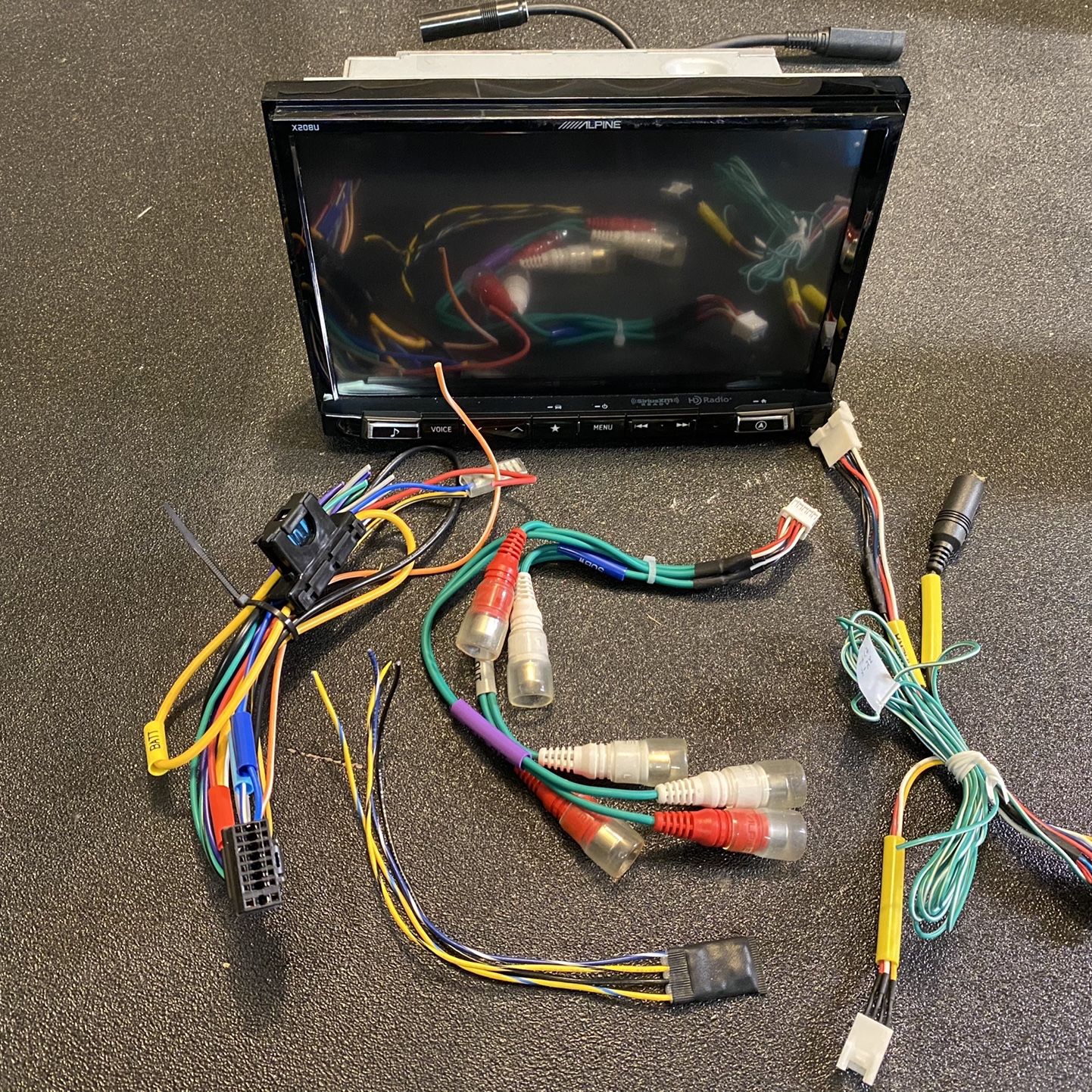 Alpine x208U Nav/Radio for Sale in Long Beach, CA OfferUp