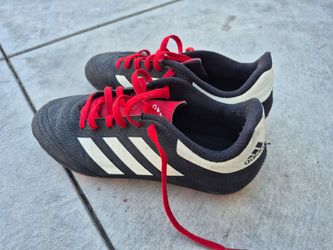 Cleats added youth 2.5 size