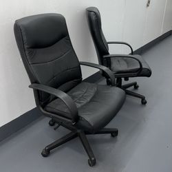 Swivel Adjustable Height Rolling Coaster Executive Office Chair 