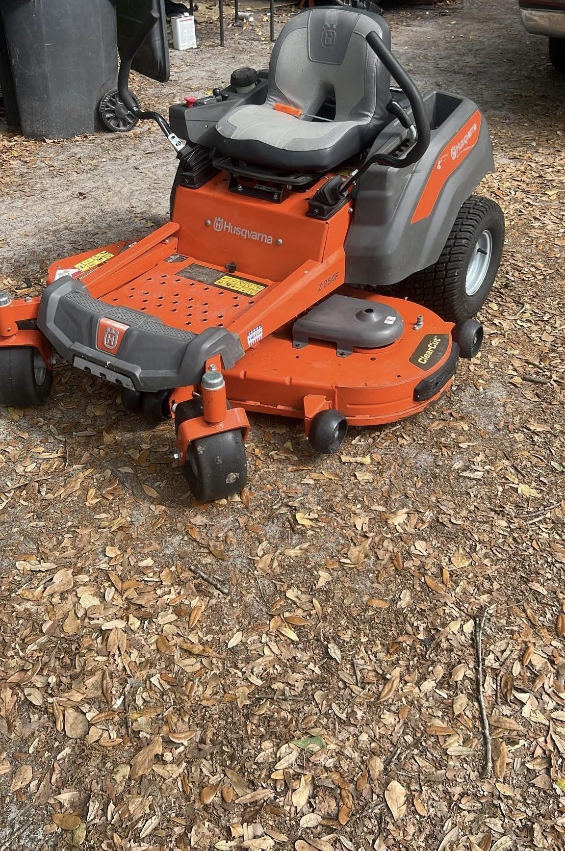 Husqvarna Zero Turn
