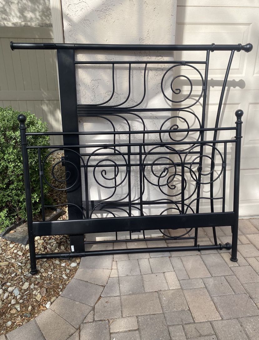 Full Size Metal Headboard And Footboard