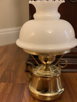 Teapot lamp with glass globe shade