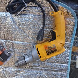 DEWALT
7.8 Amp Corded 1/2 in. Variable Speed Reversing Drill