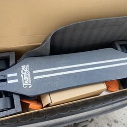 Teamgee H5 37" Electric Skateboard, 22 MPH Top Speed, 760W Dual Motor, 11 Miles Range, 14.5 Lbs