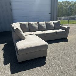 Sectional Couch Free Delivery 