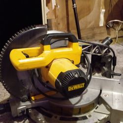 DeWalt  12" Miter saw