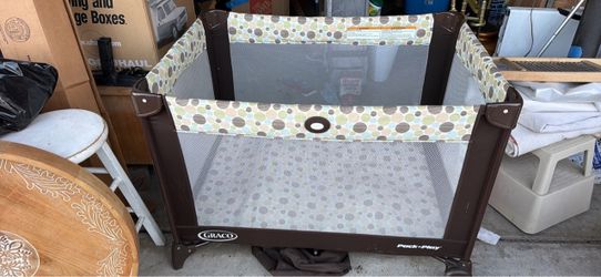 Graco Pack 'n Play Playard