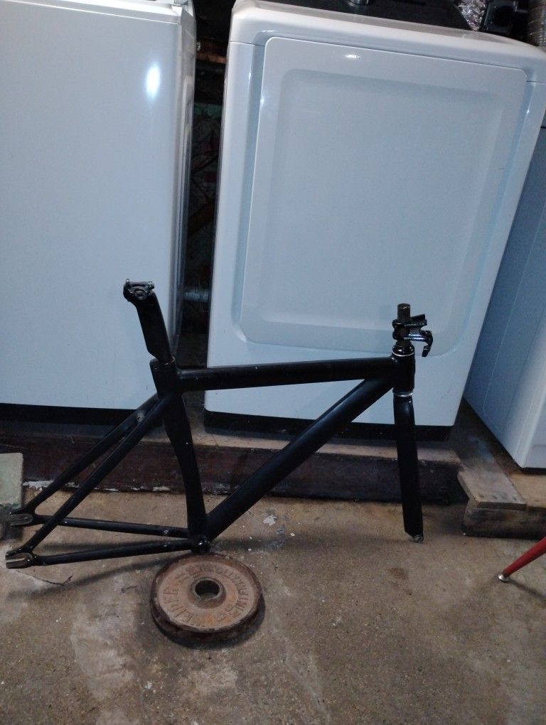 Leader 725 Frameset