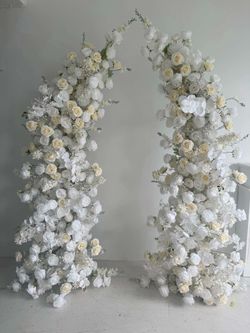 Flower arch with stand