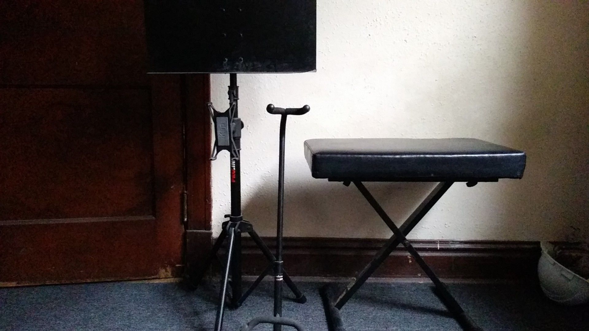 Music stand, guitar stand, keyboard seat