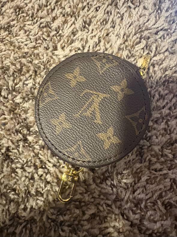 Louis Vuitton Case Wallet