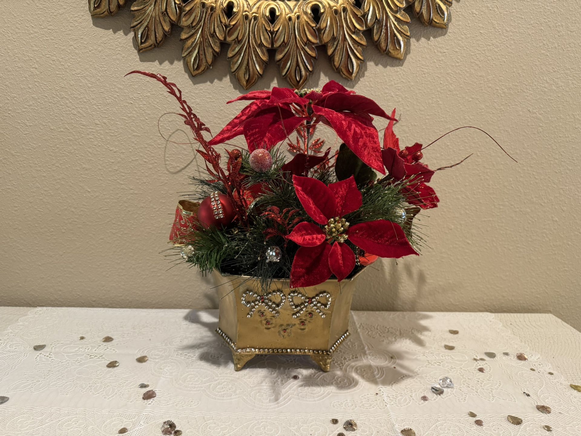 Christmas Vase Flower Arrangement 