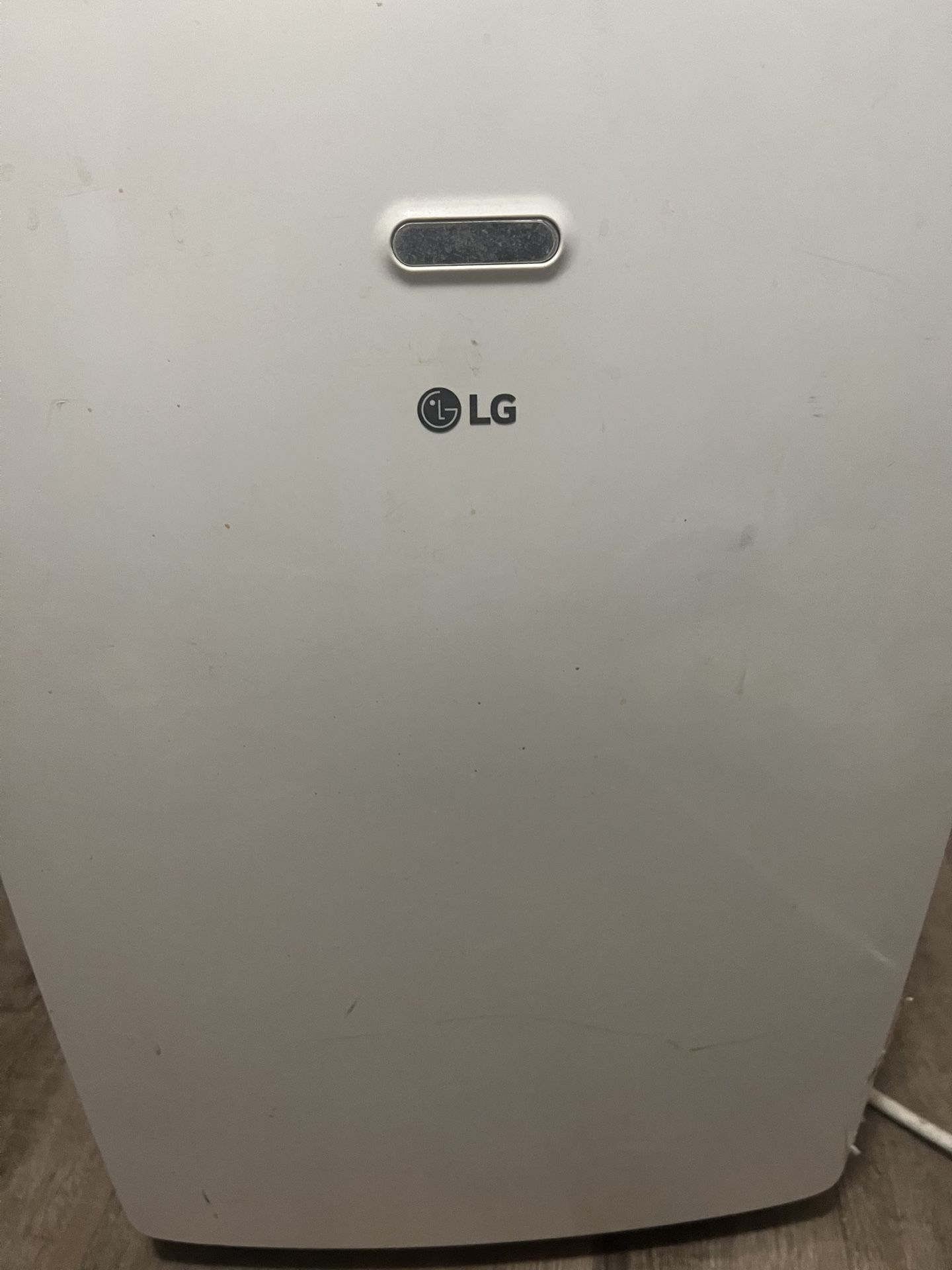 LG Portable AC Unit 10,200 BTU