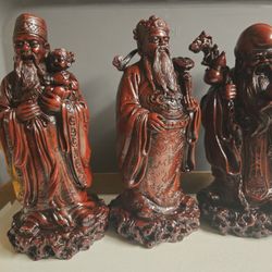 Fu Lu Shou statues (also called the Three Star Gods or Sanxing).