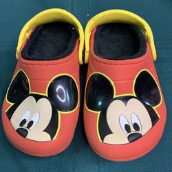 Disney Mickey Mouse Toddler Boys Size 9 Crocs Shoes with a few minor imperfections - only worn twice 