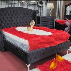 Velvet 4 Pcs Bedroom Sets Queen or King Beds Dressers Nightstands Mirrors Finance and Delivery Available 