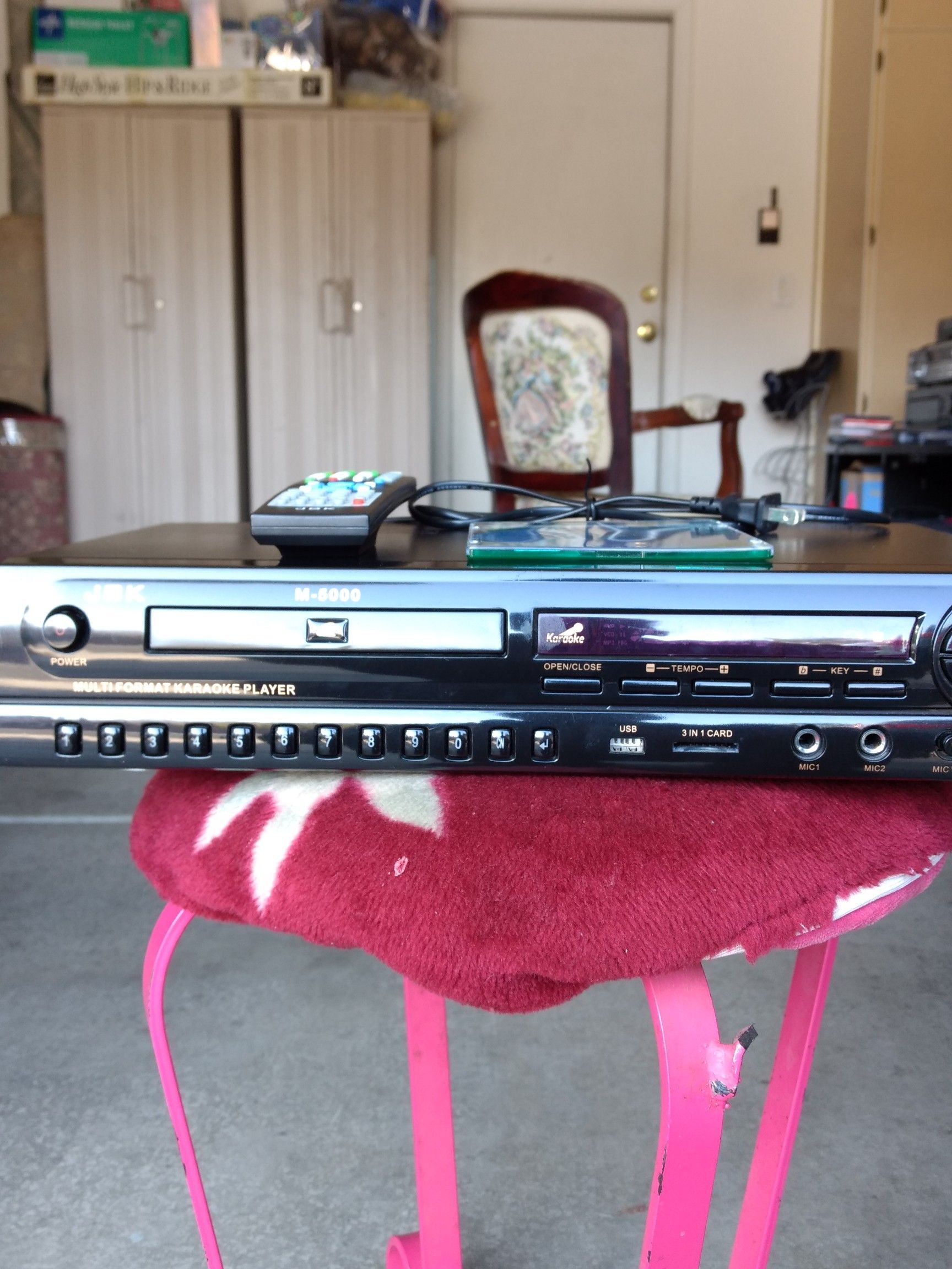 JBK M-5000 multi format karaoke player