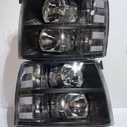 Chevy Silverado Black Housing Headlights for 2007 to 2013